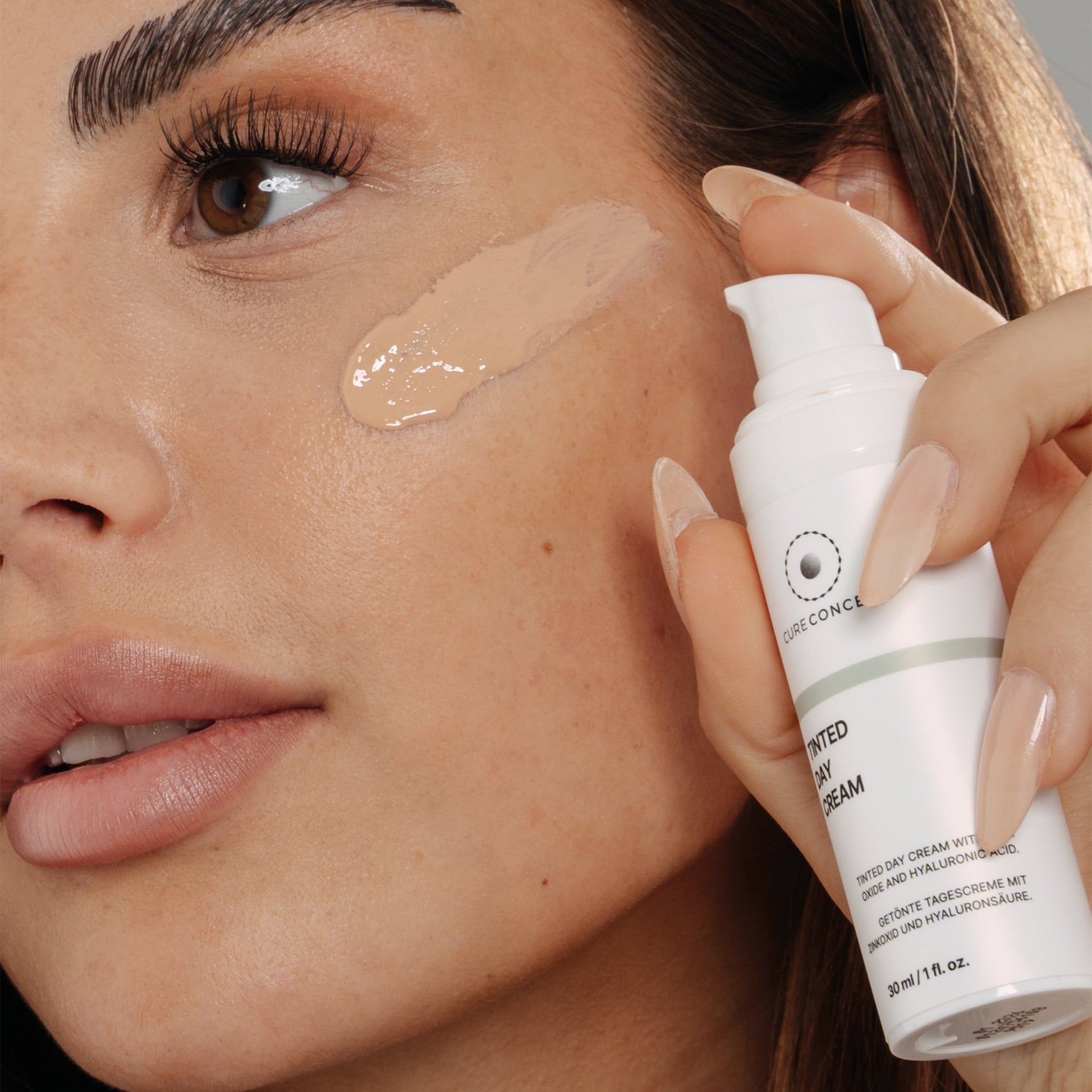 Getönte Tagescreme mit LSF 30 - 30ml - Cure Concept