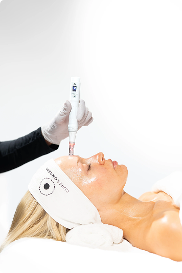 <h2><strong>Lerne direkt von Cure Concepts offiziellen Trainern</strong> – praxisnah, exklusiv & deutschlandweit</h2>